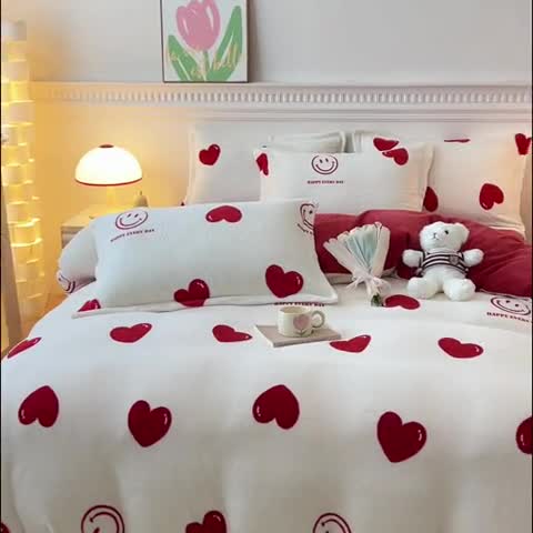 91家纺网 家纺一手货源 找家纺 宜家坊 2023新款小清新加厚印花牛奶绒四件套 简单款-花颜-白