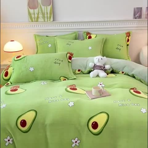 91家纺网 家纺一手货源 找家纺 宜家坊 2023新款小清新加厚印花牛奶绒四件套 简单款-牛油果