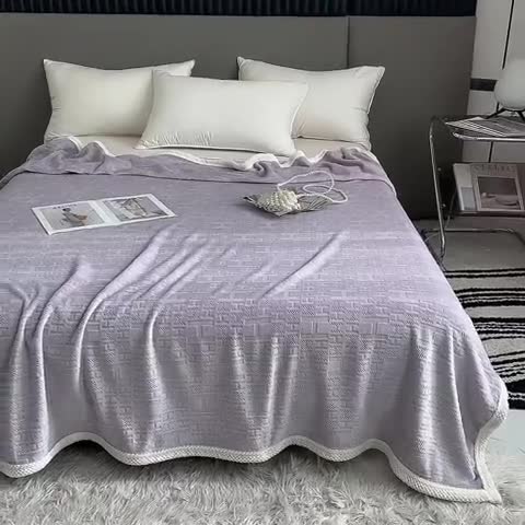 91家纺网 家纺一手货源 找家纺 小米笠 2023新款立体剪花牛奶绒毯 冰川紫