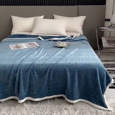 91家纺网 家纺一手货源 找家纺 小米笠 2023新款立体剪花牛奶绒毯 星海蓝