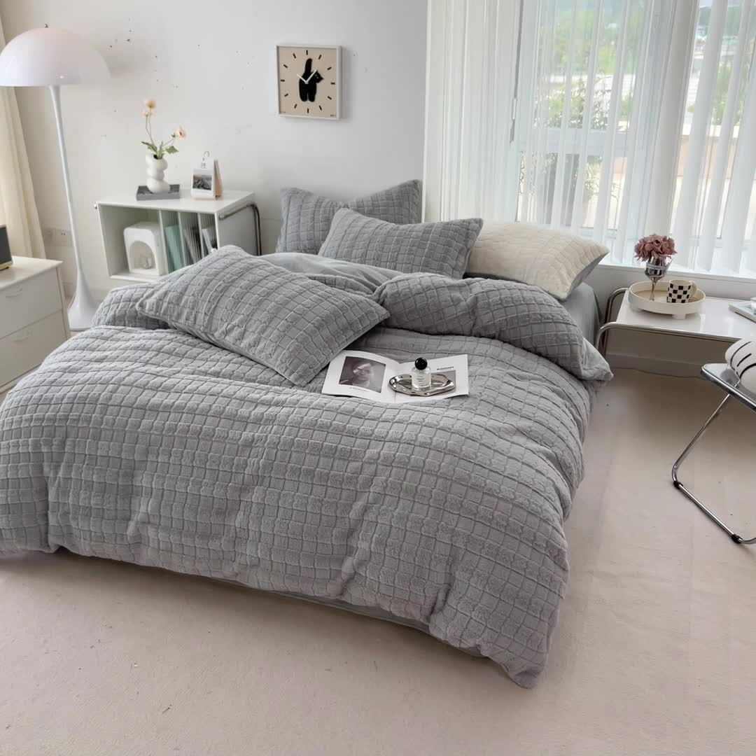 91家纺网 家纺一手货源 找家纺 欧冠 2023秋冬320克兔兔绒四件套 典雅灰