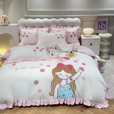 91家纺网 家纺一手货源 找家纺 欧冠 2023新款高档贴布绣甜心公主牛奶绒四件套 甜心公主-粉白