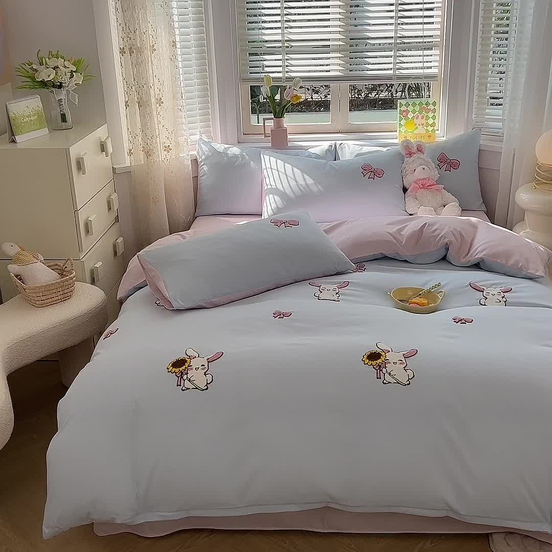 91家纺网 家纺一手货源 找家纺 欧冠 2023新款秋冬保暖专版水洗棉麻毛巾绣四件套 兔宝贝-兰