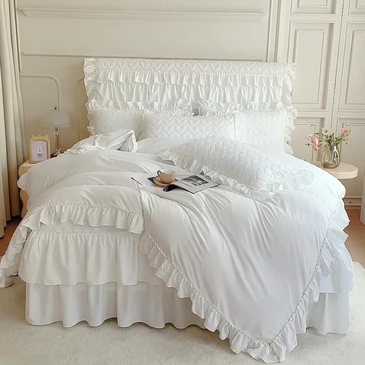 91家纺网 家纺一手货源 找家纺 十个点 2024新款水洗棉磨毛夹棉纤缝床裙套件星辰系列-四件套 珠光白