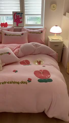 91家纺网 家纺一手货源 找家纺 蜜柚 2024新款牛奶绒贝壳边毛巾绣四件套 小确幸