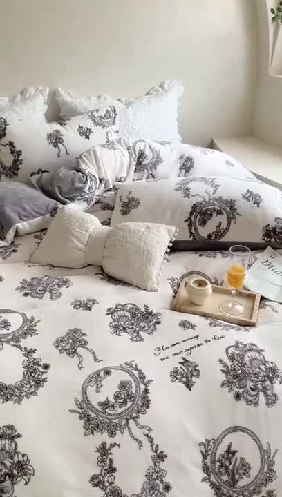 91家纺网 家纺一手货源 找家纺 柚子 2023新款牛奶绒四件套-复古花卉系列 法式花环