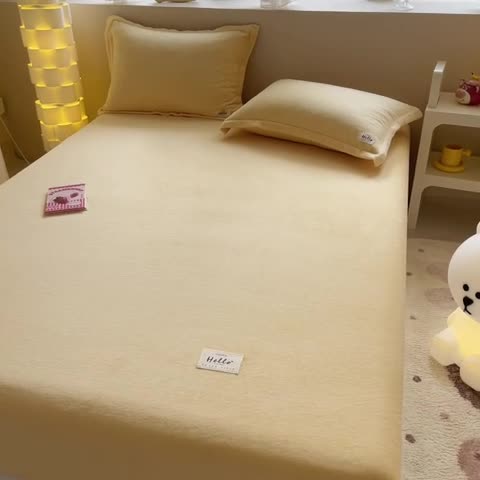 91家纺网 家纺一手货源 找家纺 857 2023新款牛奶绒床笠 日光黄