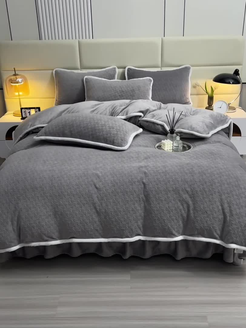 91家纺网 家纺一手货源 找家纺 畅畅家纺 2023新款A类雕花绒牛奶绒四件套 大风车-深灰