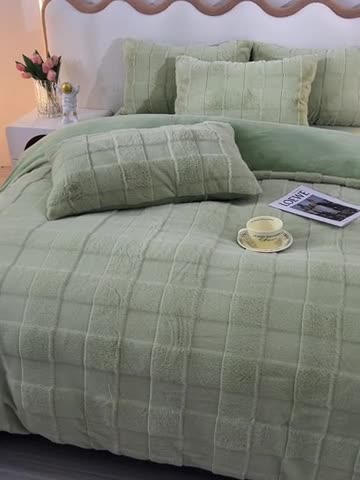 91家纺网 家纺一手货源 找家纺 畅畅家纺 2023新款兔毛绒兔兔绒懒兔绒立体剪花牛奶绒四件套 山茶绿