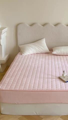 91家纺网 家纺一手货源 找家纺 三味舒屋 2024新款牛奶绒夹棉床笠 方格冰激淋粉