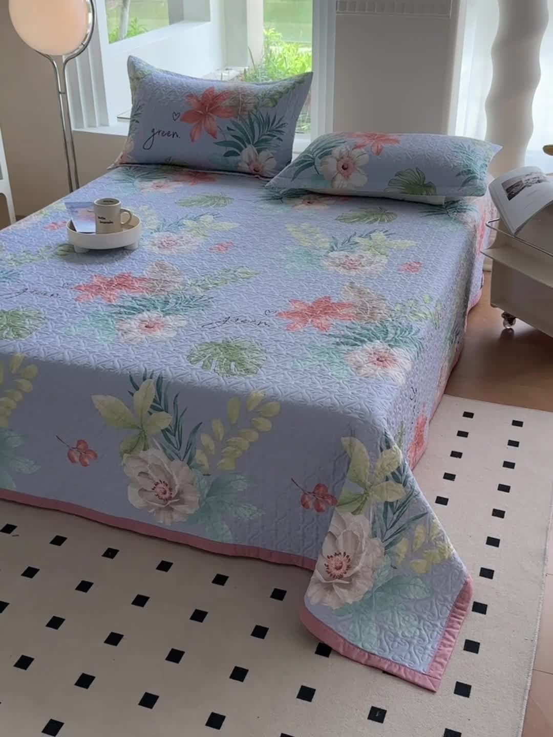 91家纺网 家纺一手货源 找家纺 全棉夹棉绗缝13372简约款印花多功能床盖夏被凉席四季通用 优雅艺术