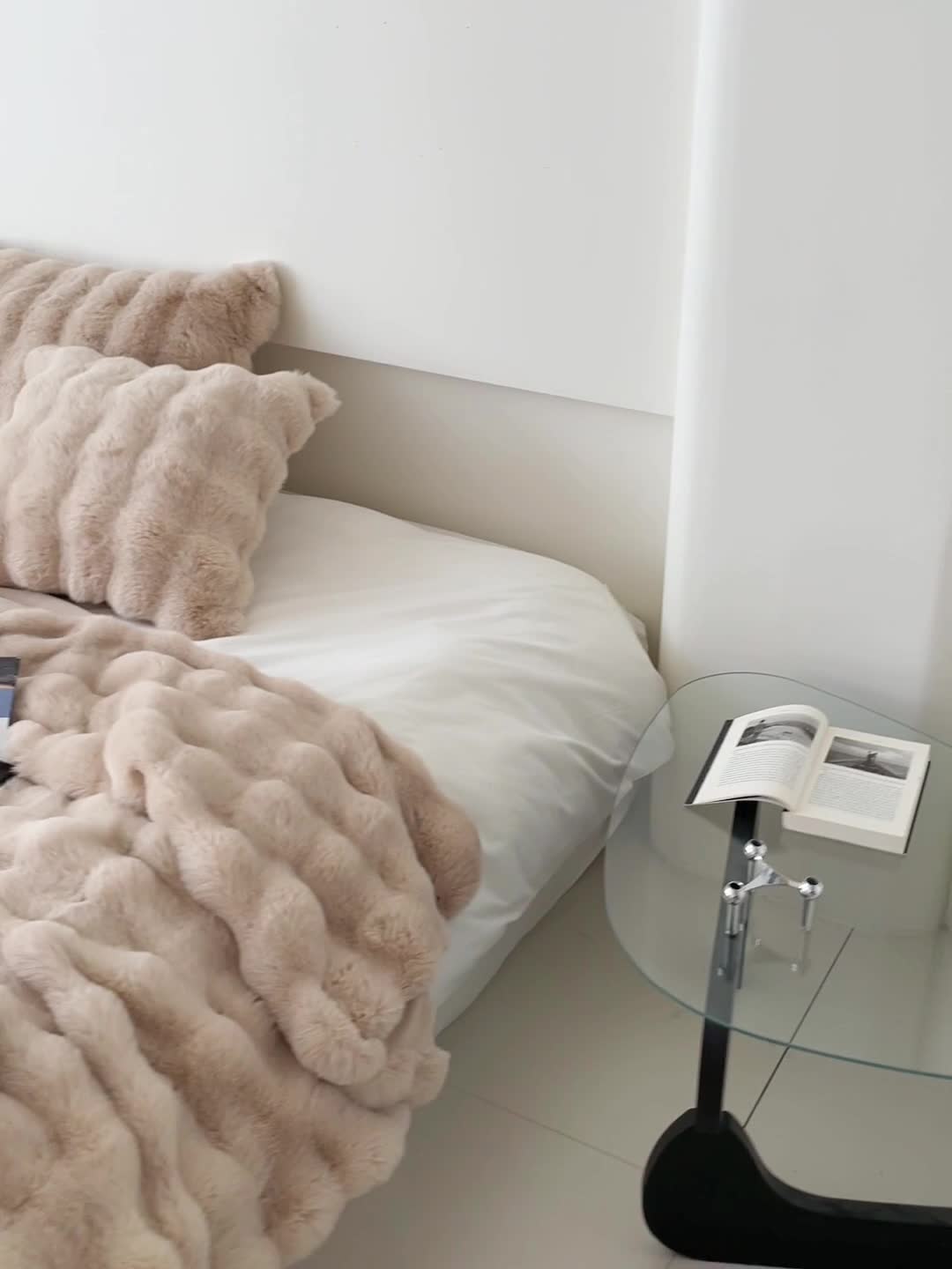 91家纺网 家纺一手货源 找家纺 潘朵拉 2023新款550g兔兔绒被套毯 兔兔绒被套毯奶咖