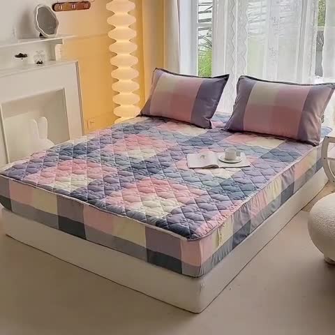 91家纺网 家纺一手货源 找家纺 米柳 2024新款亲肤夹棉印花床笠 嫣红品格