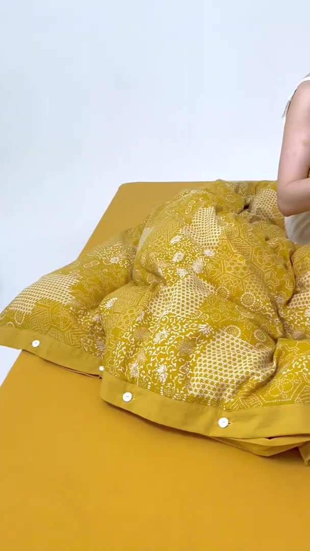 91家纺网 家纺一手货源 找家纺 安莱生活 2023简约花妍缤纷拼边四件套图1 缤纷花妍姜黄