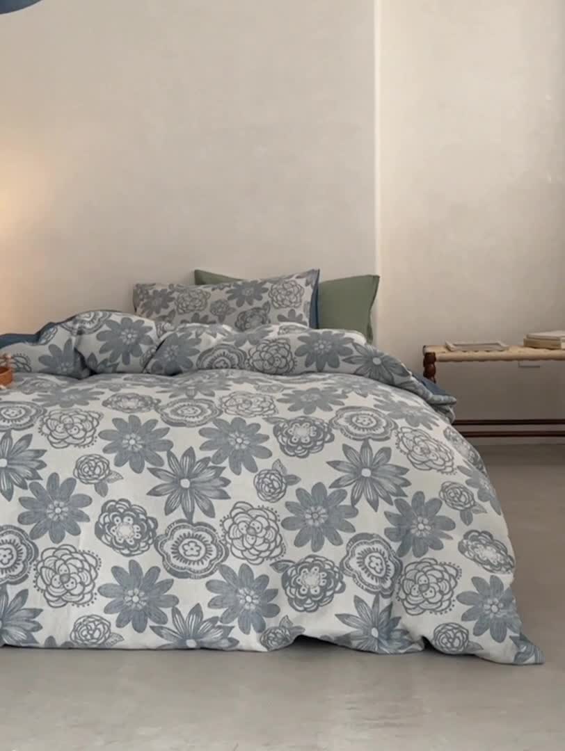 91家纺网 家纺一手货源 找家纺 安莱生活 2023新款双层纱百花争妍四件套 百花争妍-深蓝