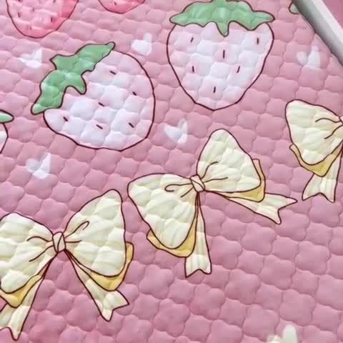 91家纺网 家纺一手货源 找家纺 小虾米 2023新款上下床加厚牛奶绒夹棉床笠 草莓