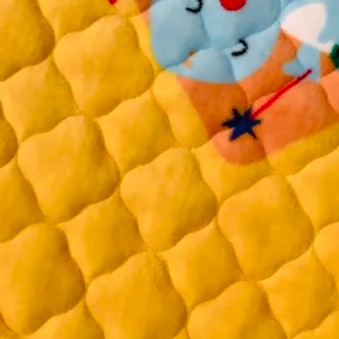 91家纺网 家纺一手货源 找家纺 小虾米 2023新款上下床加厚牛奶绒夹棉床笠 可爱龙