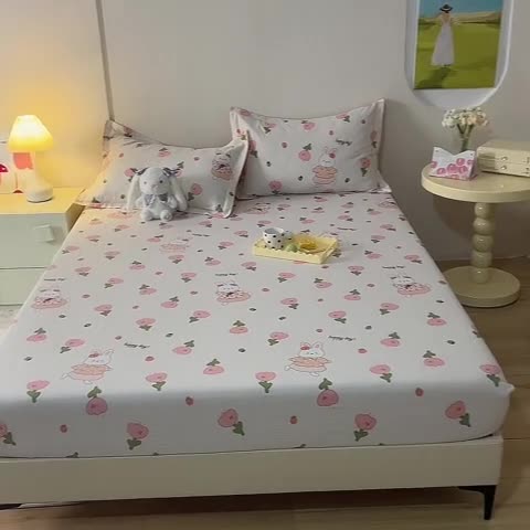 91家纺网 家纺一手货源 找家纺 甜之梦 新款12868全棉印花系列单床笠（可接缺角异型）花园小兔