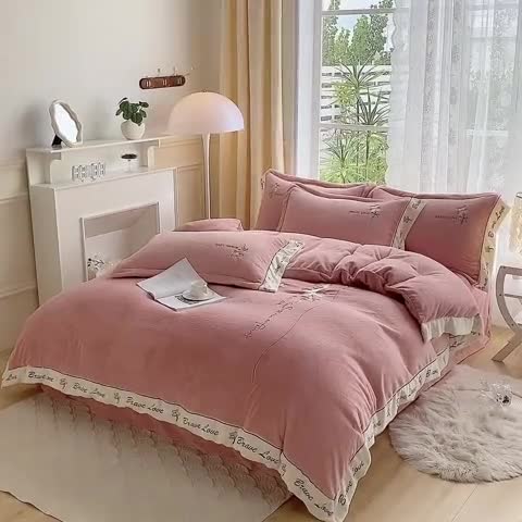 91家纺网 家纺一手货源 找家纺 可以家居 2023新款全消光云绒雅思绒牛奶绒刺绣四件套-漫妮 漫妮-玉