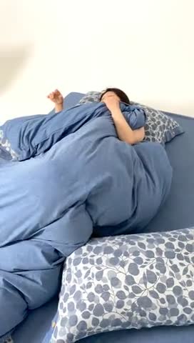 91家纺网 家纺一手货源 找家纺 安莱生活 2023新款A类简约棉麻树叶拼边四件套 棉麻拼边纽扣款-深蓝