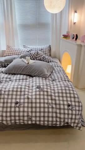 91家纺网 家纺一手货源 找家纺 昔可 2023新款亲肤柔软棉加绒四件套 棕格小熊