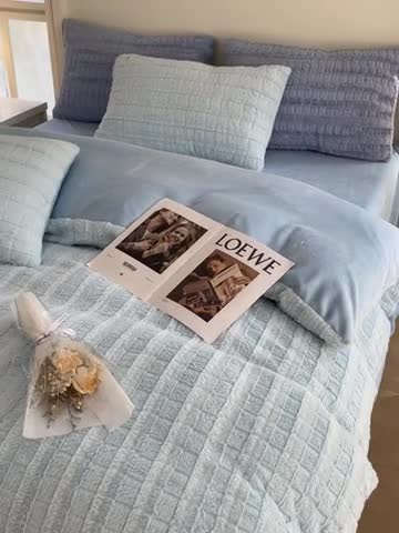 91家纺网 家纺一手货源 找家纺 安哆啦加厚9斤獭兔毛绒兔兔绒剪花牛奶绒四件套纯色双拼系列 天空蓝