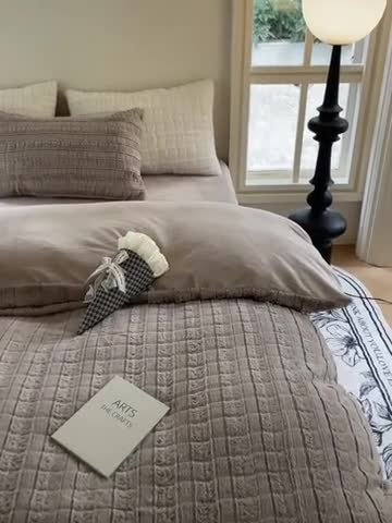 91家纺网 家纺一手货源 找家纺 安哆啦加厚9斤獭兔毛绒兔兔绒剪花牛奶绒四件套纯色双拼系列 奶咖