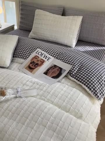 91家纺网 家纺一手货源 找家纺 安哆啦加厚9斤獭兔毛绒兔兔绒剪花牛奶绒四件套纯色双拼系列 奶白格