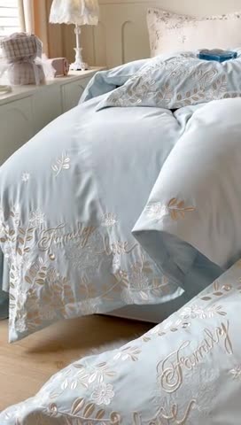 91家纺网 家纺一手货源 找家纺 布可 2025秋冬新款云朵棉轻奢精密刺绣四件套-月影 月影-湖光蓝