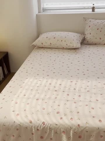 91家纺网 家纺一手货源 找家纺 洋铭区 2023新款全棉单品床单兔子草莓