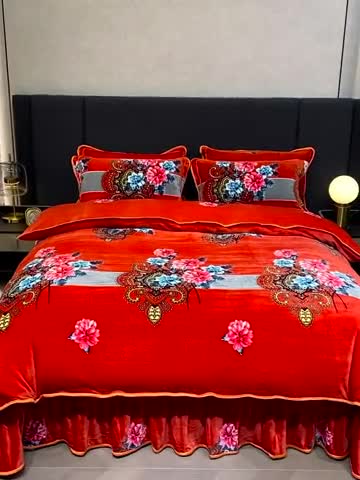 91家纺网 家纺一手货源 找家纺 2024直播印花8.5斤牛奶绒金貂水晶法莱珊瑚绒四件套床裙款 大富大贵