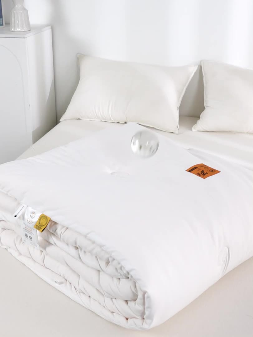 91家纺网 家纺一手货源 找家纺 莱福仕 2023新款A类水洗棉李官奇抗菌大豆被被子被芯 芝士白