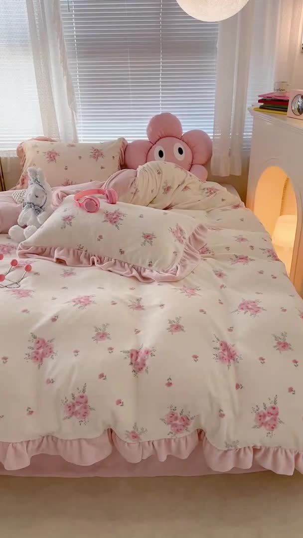 91家纺网 家纺一手货源 找家纺 昔可 2023新款韩系ins花边款牛奶绒四件套 午后茶花