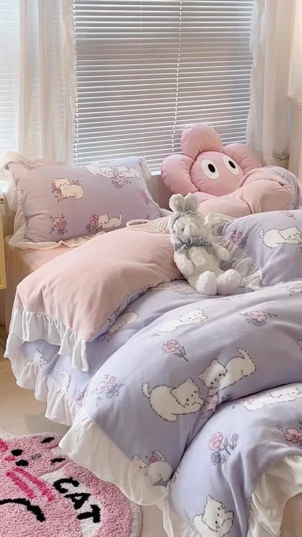 91家纺网 家纺一手货源 找家纺 昔可 2023新款韩系ins花边款牛奶绒四件套 花花小猫咪