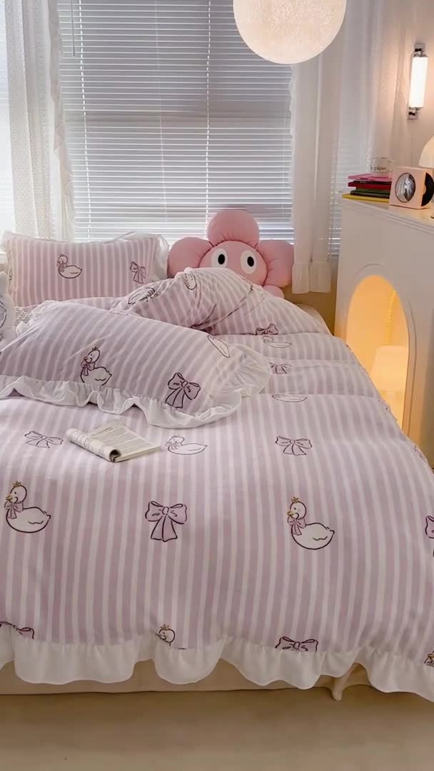 91家纺网 家纺一手货源 找家纺 昔可 2023新款韩系ins花边款牛奶绒四件套 芭蕾天鹅