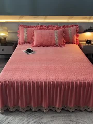 91家纺网 家纺一手货源 找家纺 忘忧草 2023新款安娜系列婴儿绒夹棉浪漫花边床裙 安娜-橘皮粉