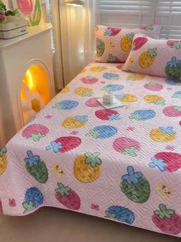 91家纺网 家纺一手货源 找家纺 羽爱 2024新款棉加绒床盖套件 草莓乐园
