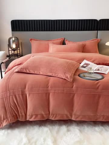 91家纺网 家纺一手货源 找家纺 总米瑞娜 轻奢风A类母婴级埋绳款高克重牛奶绒婴儿宝宝绒四件套-美娜德