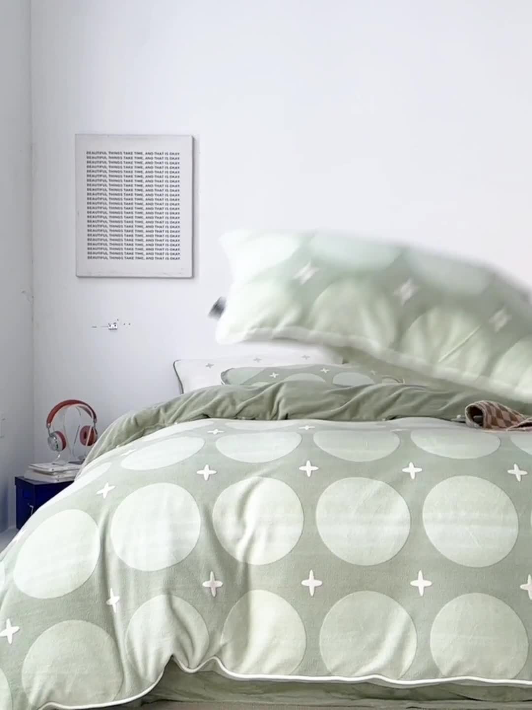 91家纺网 家纺一手货源 找家纺 安莱生活 2023年新品专版立体印花牛奶绒四件套-星辰系列 星辰-丛绿