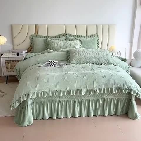 91家纺网 家纺一手货源 找家纺 十个点家纺 2024新款牛奶绒欣雅床盖四件套 欣雅-奶油绿