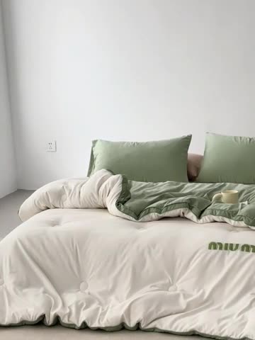 91家纺网 家纺一手货源 找家纺 （总）荔禾家居 2023新款A类毛巾绣多巴胺系大豆被冬被