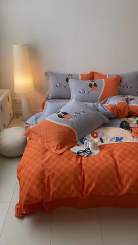 91家纺网 家纺一手货源 找家纺 旷野 2023新款全棉磨毛卡通四件套 熊王子桔