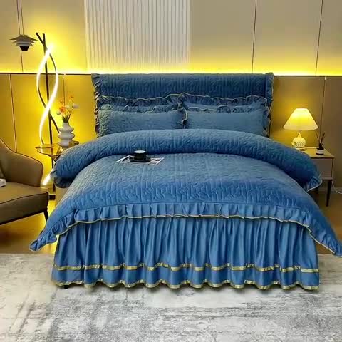 91家纺网 家纺一手货源 找家纺 新款水晶绒加厚保暖床裙款四件套-盛世花颜-蔚蓝