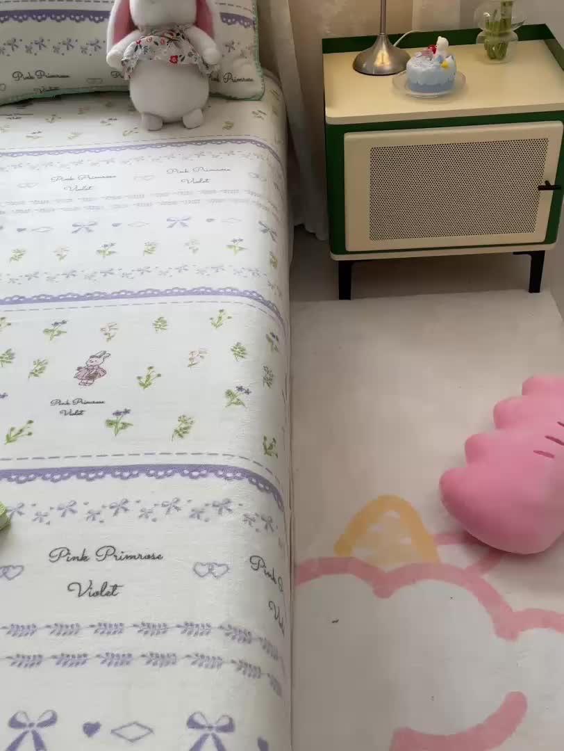 91家纺网 家纺一手货源 找家纺 安哆啦家纺 2024新款高克重牛奶绒印花单床笠 蕾丝兔