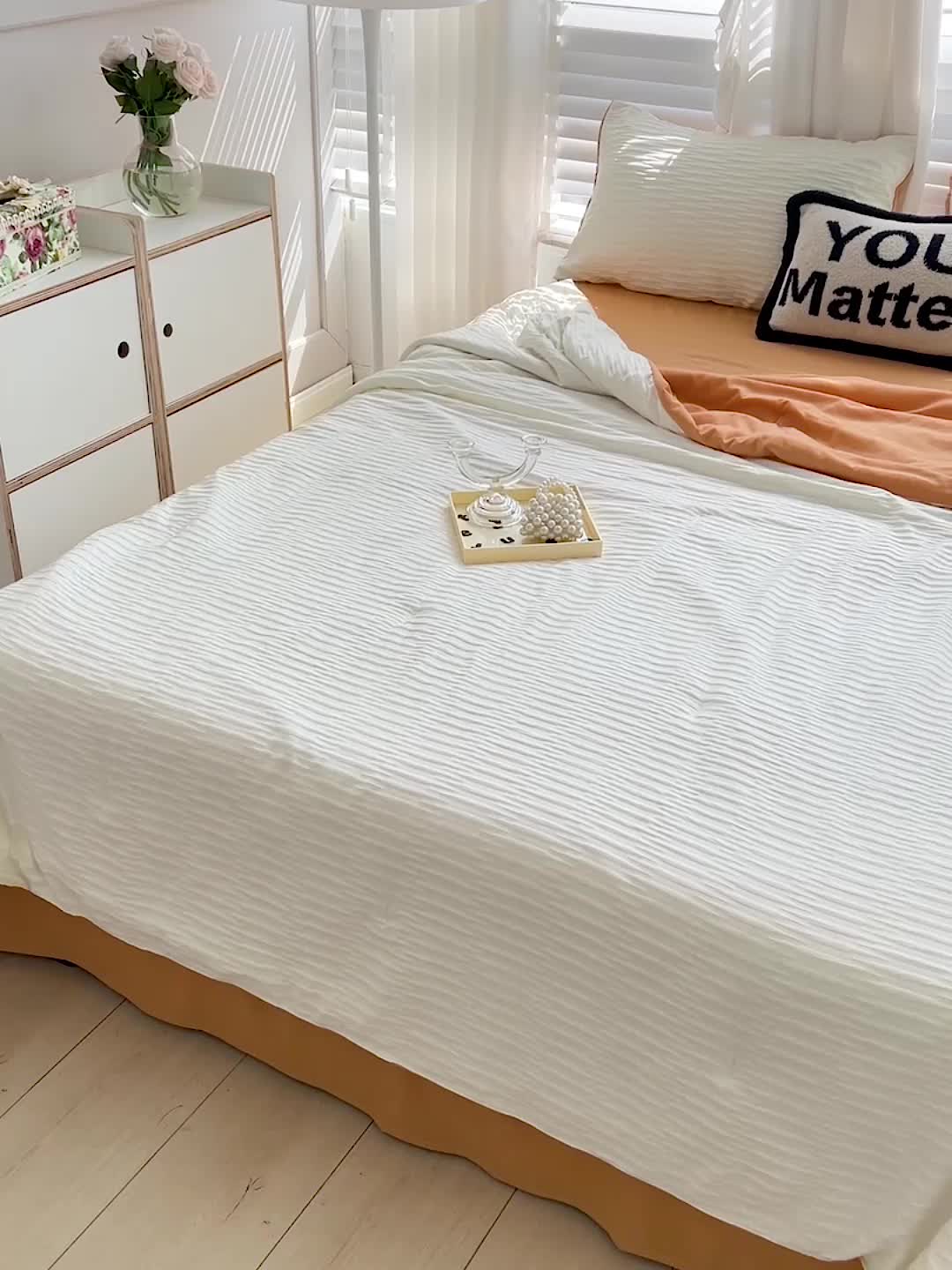 91家纺网 家纺一手货源 找家纺 暖芯优选 2023新款韩版泡泡纱水洗棉拼色床单夏被四件套 米白橙