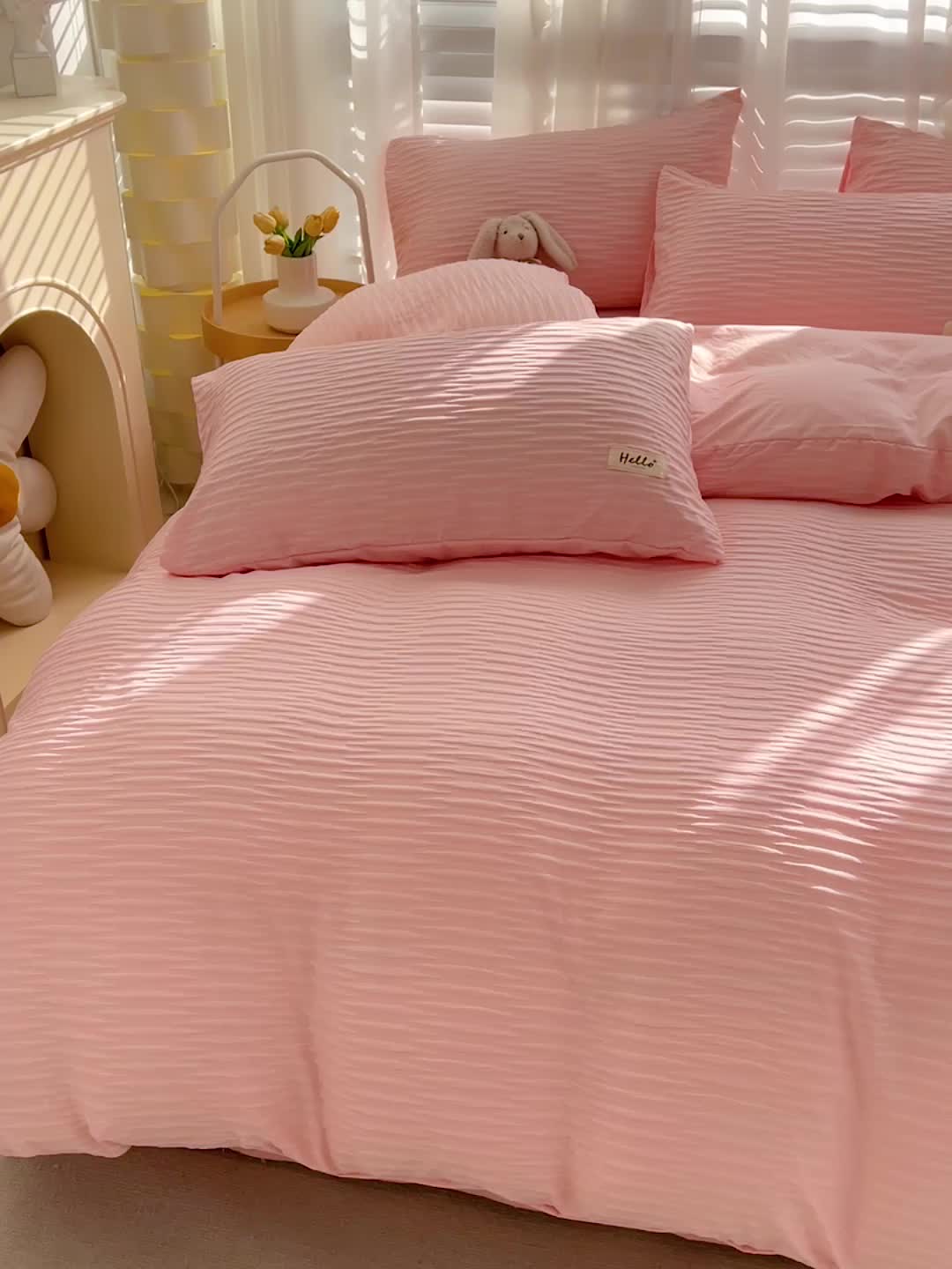 91家纺网 家纺一手货源 找家纺 暖芯优选 2023新款韩版泡泡纱水洗棉拼色床单床笠四件套 樱花粉