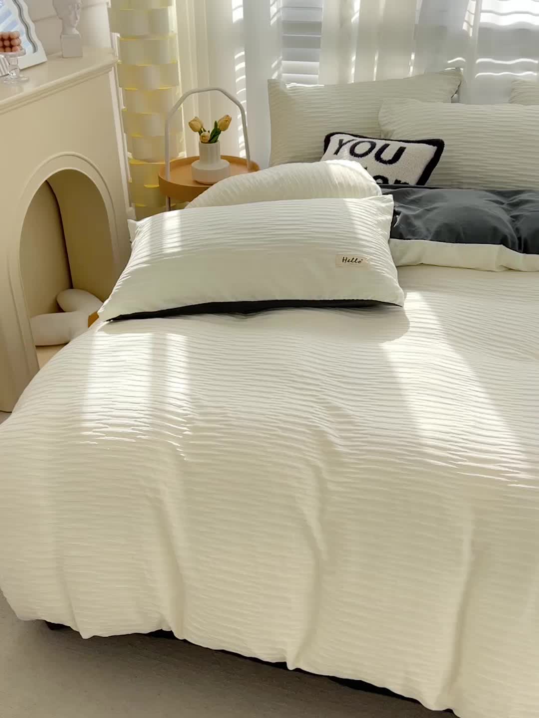 91家纺网 家纺一手货源 找家纺 暖芯优选 2023新款韩版泡泡纱水洗棉拼色床单床笠四件套 米白灰