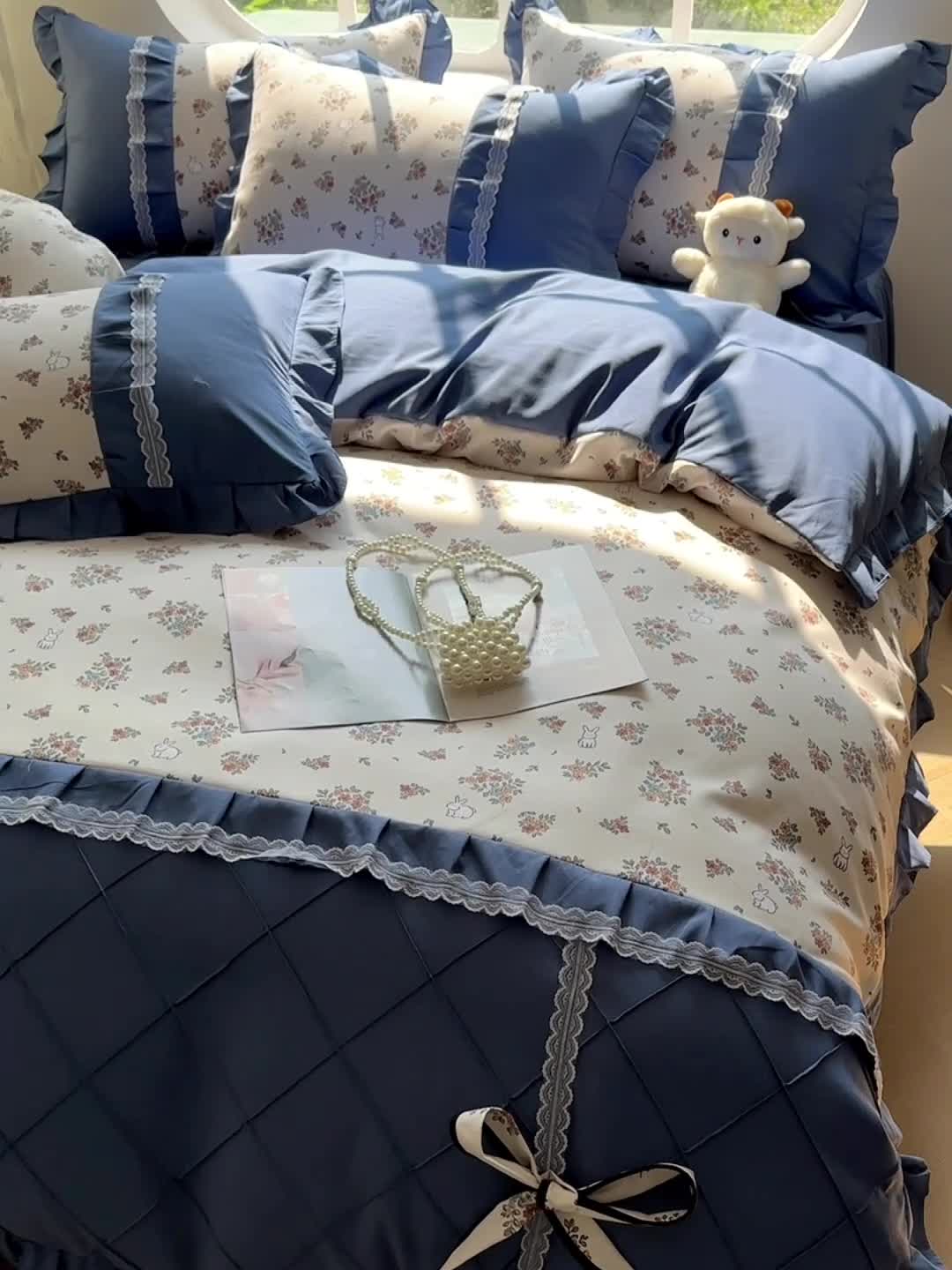 91家纺网 家纺一手货源 找家纺 金米诺 2024新款蝴蝶结韩版蕾丝花边床裙四件套 爱丽丝花园