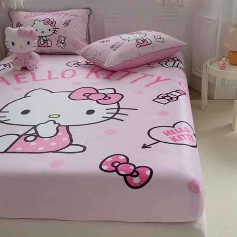 91家纺网 家纺一手货源 找家纺 蘭菲家纺 2023新款宝宝绒卡通印花床笠 甜心KT