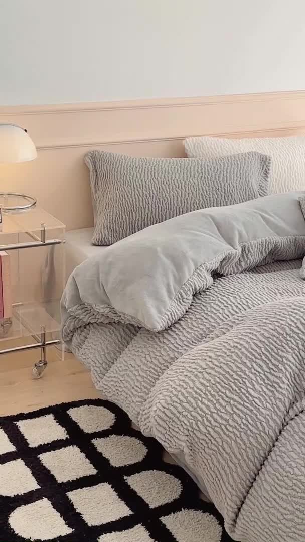 91家纺网 家纺一手货源 找家纺 昔可 2023新款纯色泡芙云朵绒四件套 大象灰